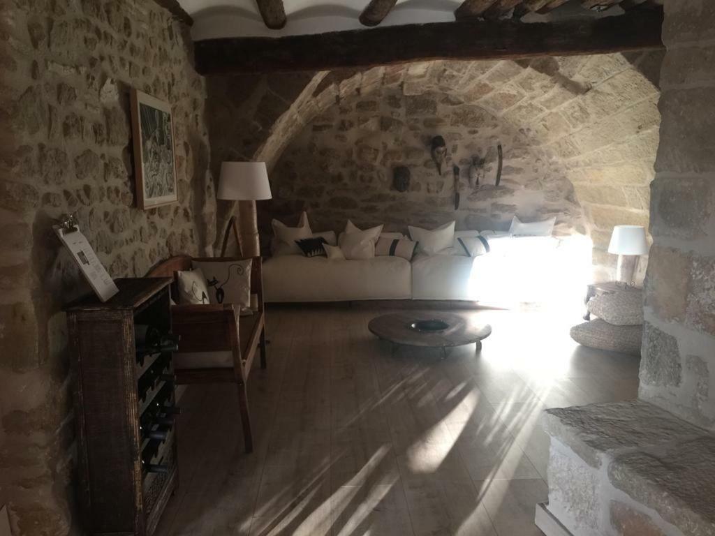 Lastias Pensión Valderrobres