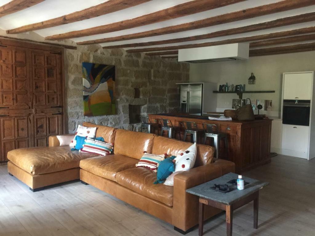 Lastias Maison d'hôtes *